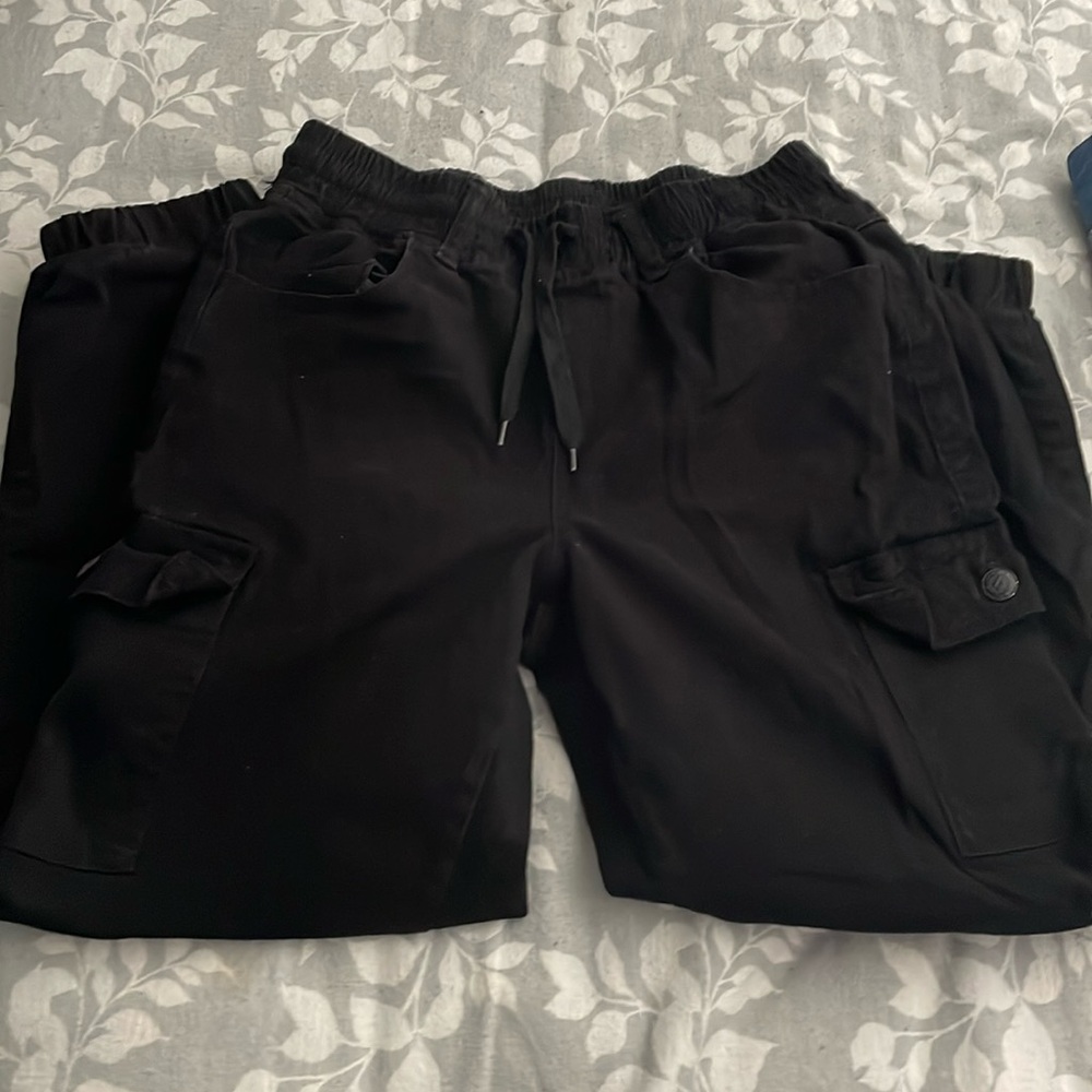 black jogger cargo pants don’t fit me anymore worn